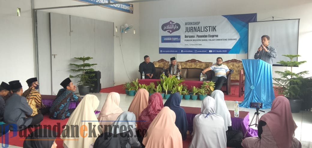 Punya Media Center, Pondok Modern Darul Falah Cimenteng Gelar Workshop Jurnalistik