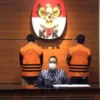 Bupati Bandung Barat dan Anaknya Ditahan KPK, Diduga Terima Uang Suap Rp1 Miliar