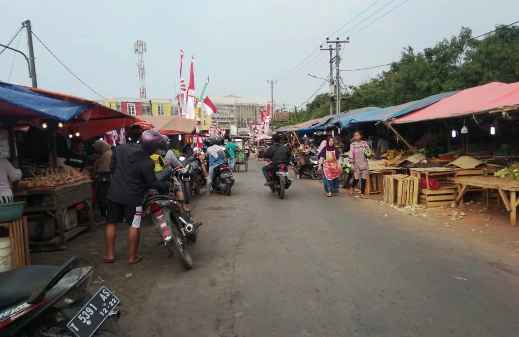 Sengketa Pasar Cikampek 1 Tak Kunjung Selesai