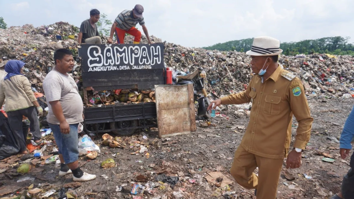 Pemkab Subang Anggarkan Rp3 Miliar untuk Angkut Sampah