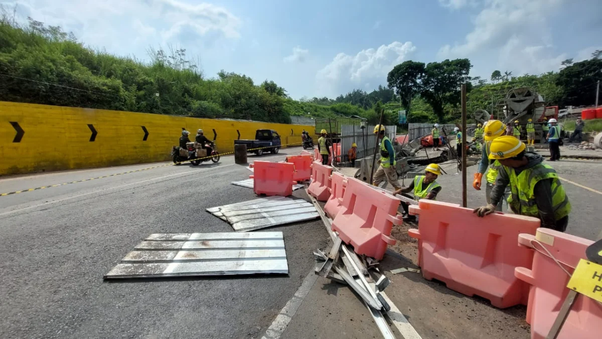 Antisipasi Terowongan Amblas KCIC Buka Akses Jalan Baru