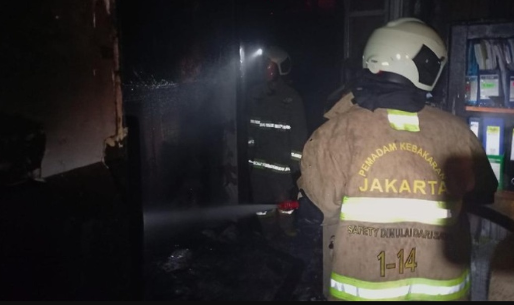 Kantor BPOM Kebakaran Tadi Malam, 17 Truk Damkar Diturunkan