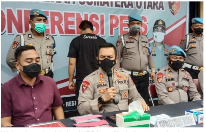 Wakapolrestabes Medan AKBP Irsan Sinuhaji saat memimpin paparan kasus pemerasan Bripka PS di Mapolrestabes Medan, Sabtu (13/11). Foto: Finta Rahyuni/JPNN