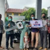 BRI Cabang Subang Serahkan Hadiah Mobil Avanza kepada Pemenang Undian Simpedes