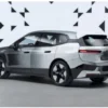 MAGIC! Mobil BMW Terbaru Bisa Otomatis Berubah Warna Dalam Sekeja