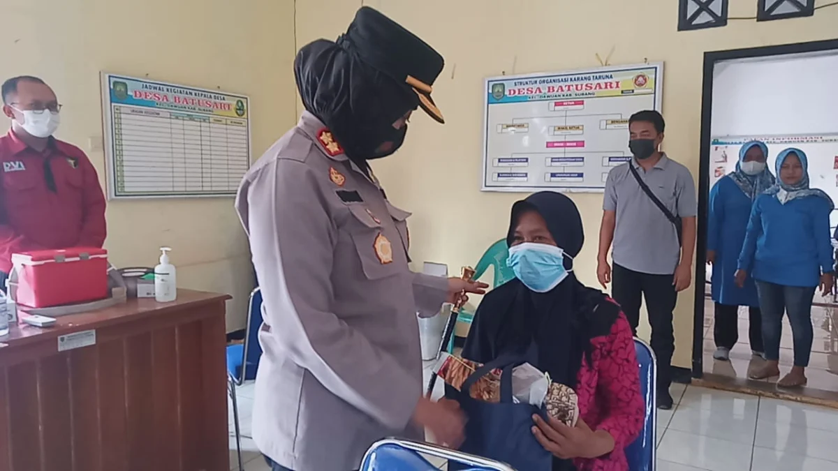 Vaksinasi Merdeka Oleh Polres Subang di Dawuan, Kapolres: Menuju Kabupaten Subang Herd Immunity