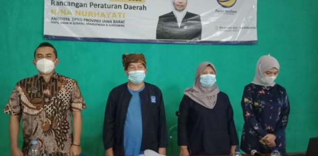 Nina Nurhayati Sosialisasikan Raperda di Sagalaherang