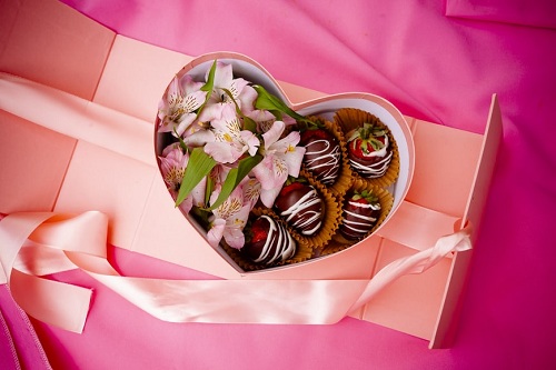 Mengapa Coklat dan Warna Pink Identik dengan Valentine? Ini Alasannya (ilustrasi warna pink)