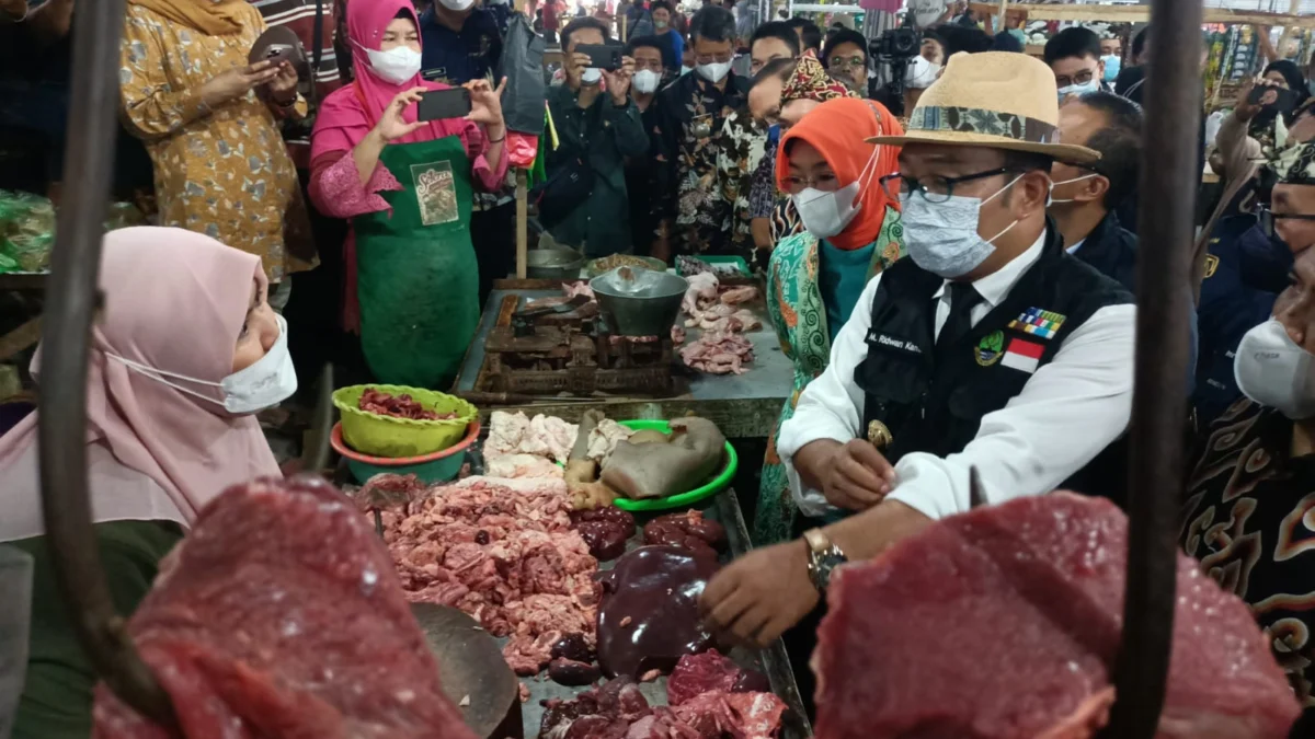 Pasar Rakyat Jabar Juara di Cirebon, Ridwan Kamil: Tingkatkan Geliat Ekonomi Masyarakat