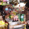 Kapolres Subang Pantau Stok dan Harga Minyak Goreng di Pasar Purwadadi