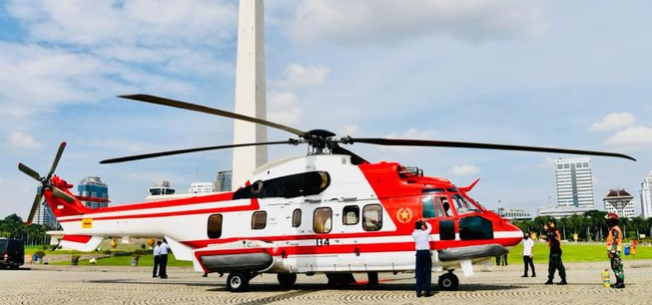 Bertolak ke Pelabuhan Patimban, Jokowi Gunakan Helikopter Super Puma