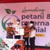 LAUNCHING: Plt Bupati Bandung Barat Hengki Kurniawan pada kegiatan Launching Petani dan Peternak Zilenial se-KBB di Plasa Mekar Sari Komplek Perkantoran KBB, Senin (25/4). ISTIMEWA