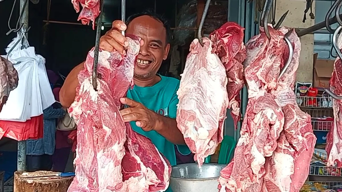 Jelang Lebaran Harga Daging Sapi Tembus Rp 180 Ribu di Pamanukan