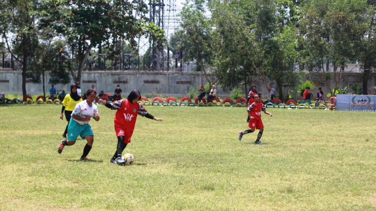 Sepak Bola Putri Antar SMP Sukses Digelar