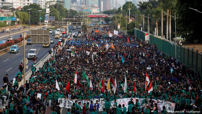 Mahasiswa akan Turun Ke Jalan, Helmi Felis Percaya Jokowi Segera Lengser