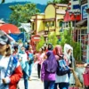 KUNJUNGAN WISATAWAN: Kota Mini Floating Market Lembang menjadi salah satu destinasi wisata yang banyak dikunjungi wisatawan lokal hingga mancanegara. DOK PASUNDAN EKSPRES