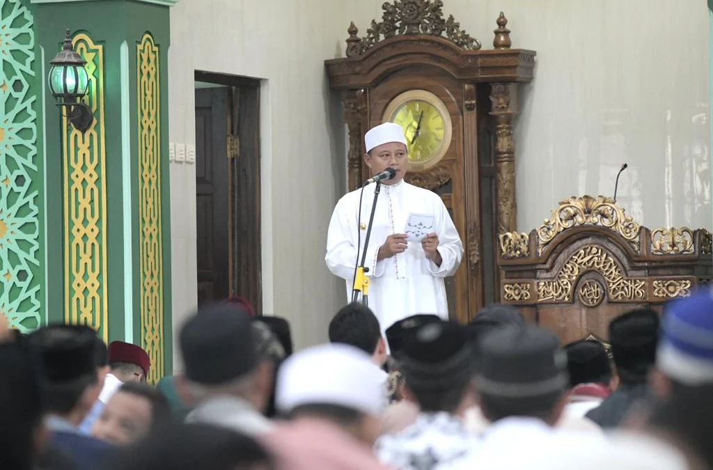 Wakil Gubernur Jawa Barat Uu Ruzhanul Ulum Ajak Warga Pererat Persaudaraan. (Foto: Humas Jabar)