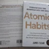 Mulai "Mager"? Yuk Intip Review Buku Atomics Habits : Cara Untuk Membangun Kebiasaan Baru