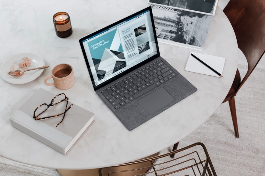 Rekomendasi Laptop Dibawah 5 Juta 2022, Sudah SSD, Pas Nih untuk Kerja! (laptop ilustrasi)