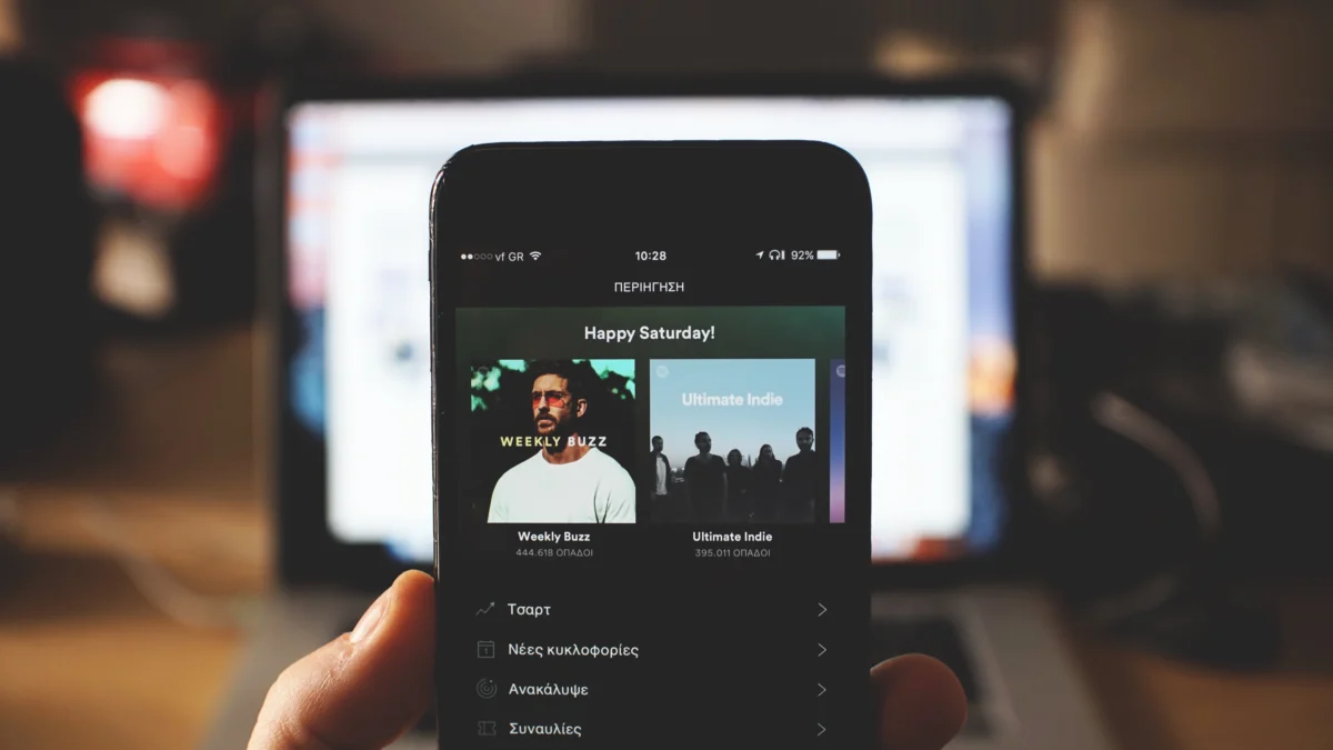 Download Spotify Premium Mod APK Terbaru 2022, Bisa Dengarkan Musik Terganggu Iklan