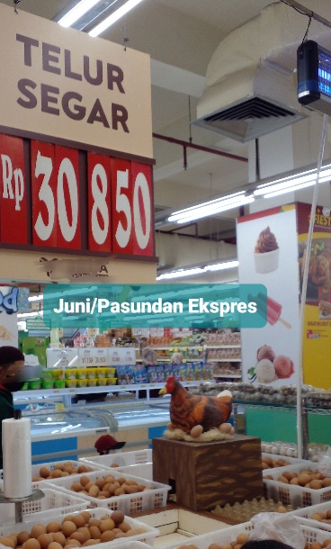Daftar Harga Telur Ayam Hari Ini di Kota Subang, Masih Naik! (Foto: Juni/Pasundan Ekspres)
