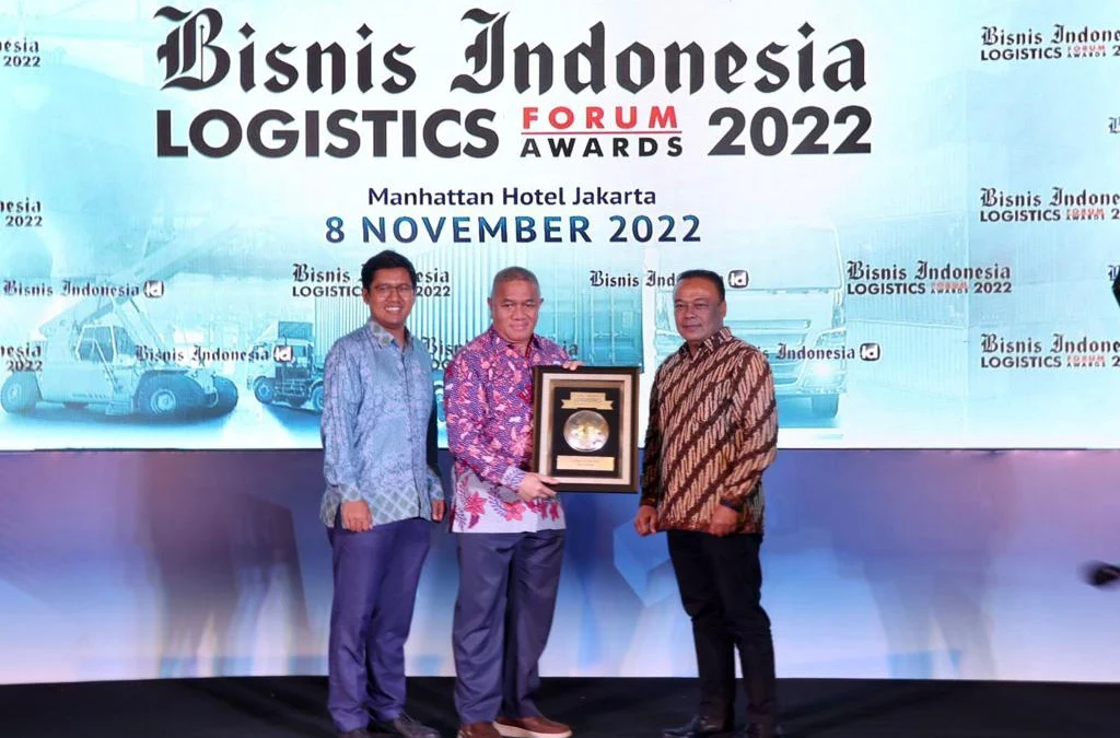 JNE Raih Penghargaan Bisnis Indonesia Logistics Awards 2022