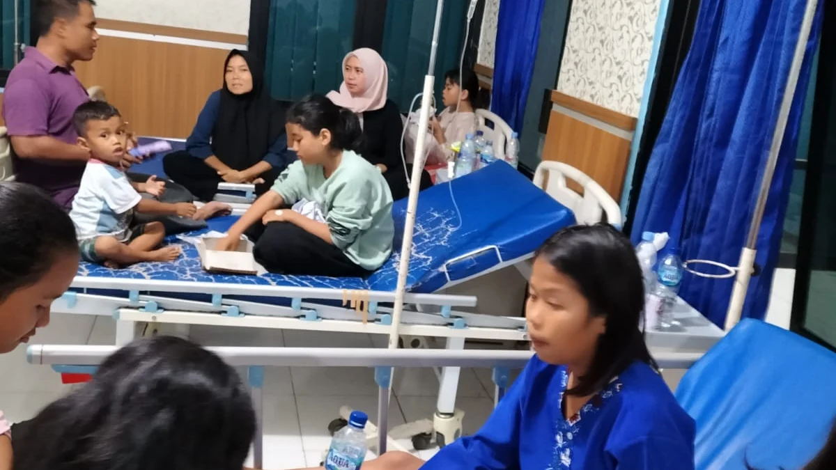 Belasan Siswa Korban Keracunan Telah Dipulangkan dari Puskesmas Cipeundeuy, Disdikbud Subang Akan Periksa Makanan Siswa ke Sekolah