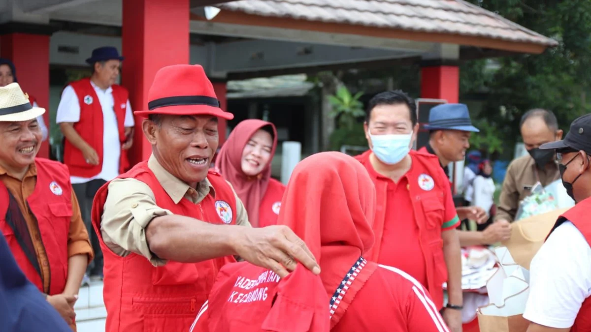 Bupati, BUMD dan OPD Kabupaten Subang Berangkat ke Cianjur Bawa Bantuan dan Buka Dapur Umum
