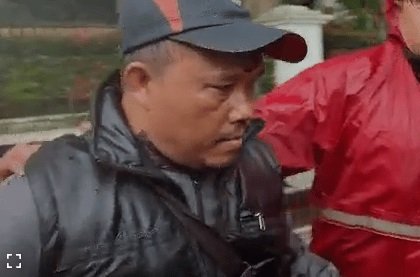 Balai Kota Bandung Kebakaran Hari Ini, Terduga Pelaku dengan Rompi Hitam Berhasil Diamankan