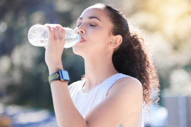 6 Rekomendasi Air Minum pH Tinggi, Baik untuk Kesehatan