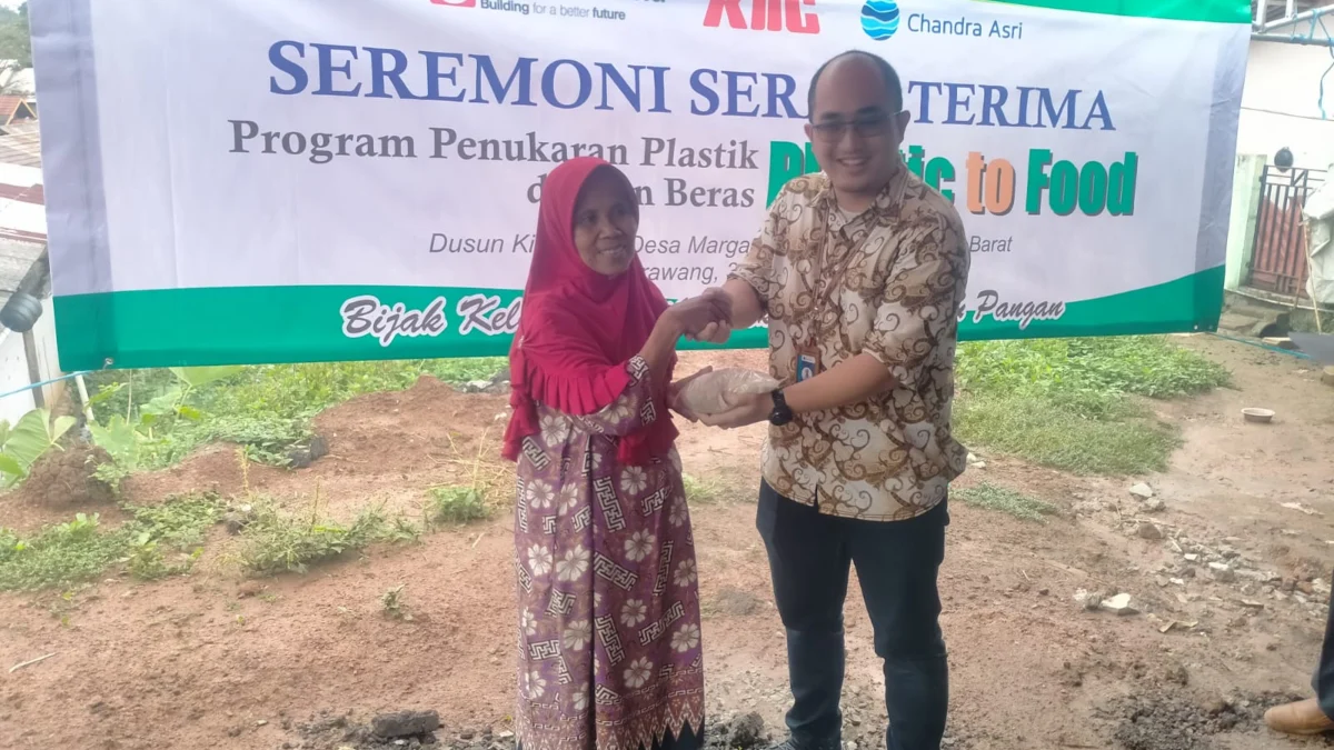 Sinar Mas Land dan PT Chandra Asri Petrochemical Peduli sampah Melalui Program Plastic to Food