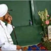 Habib Umar membaca doa tahlil dan ziarah qubur