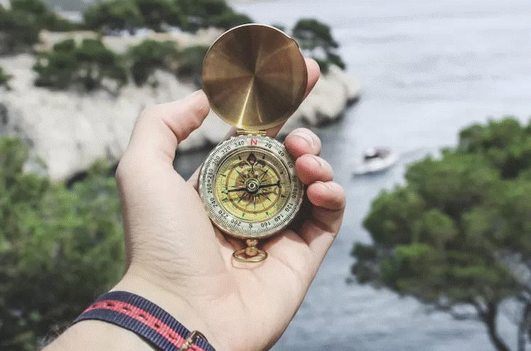 Untuk Ekstrakurikuler Pramuka! Dapat Menjelaskan Kompas Menaksir Tinggi dan Lebar, Yuk Kita Mengenalnya