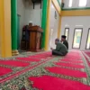 Jemaah Masjid At Taqwa di Subang Ikuti Salat dan Khutbah Gerhana Matahari 