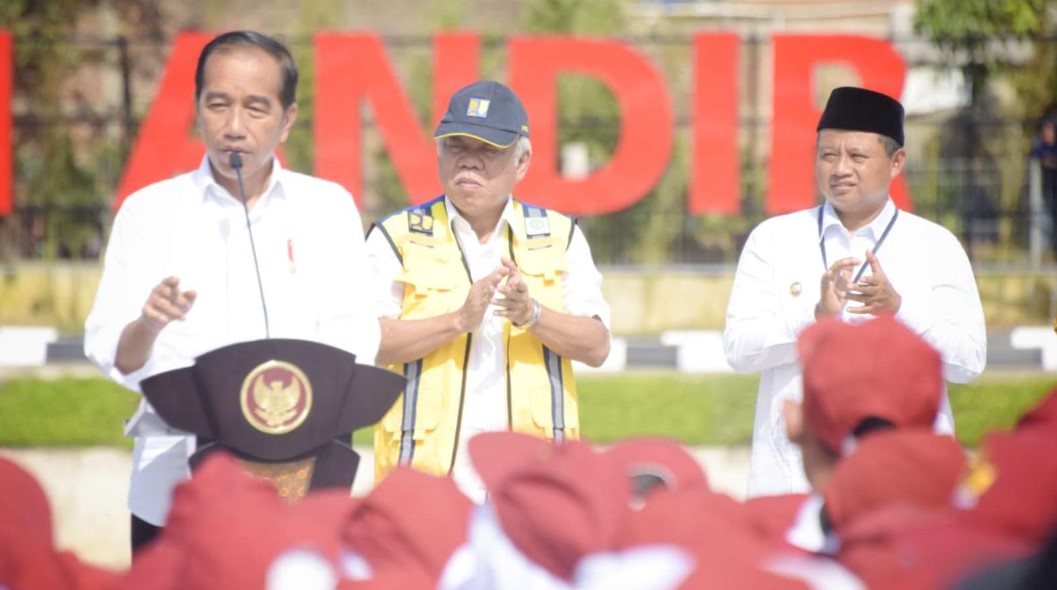 Uu Ruzhanul Dampingi Presiden Resmikan Sejumlah Infrastruktur di Bandung