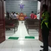 Ibadah Kamis Putih Umat Kristiani di Subang Dikawal Polisi