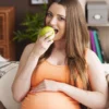 Makan Buah Buahan untuk Ibu Hamil: Asupan Gizi Penting untuk Ibu dan Bayi
