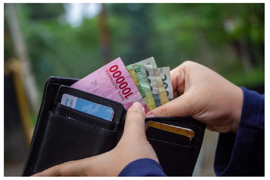 Easy Cash, Pinjaman Online 500 Ribu 5 Menit Cepat Cair Tanpa Jaminan (via Pexels-Ahsanjaya)