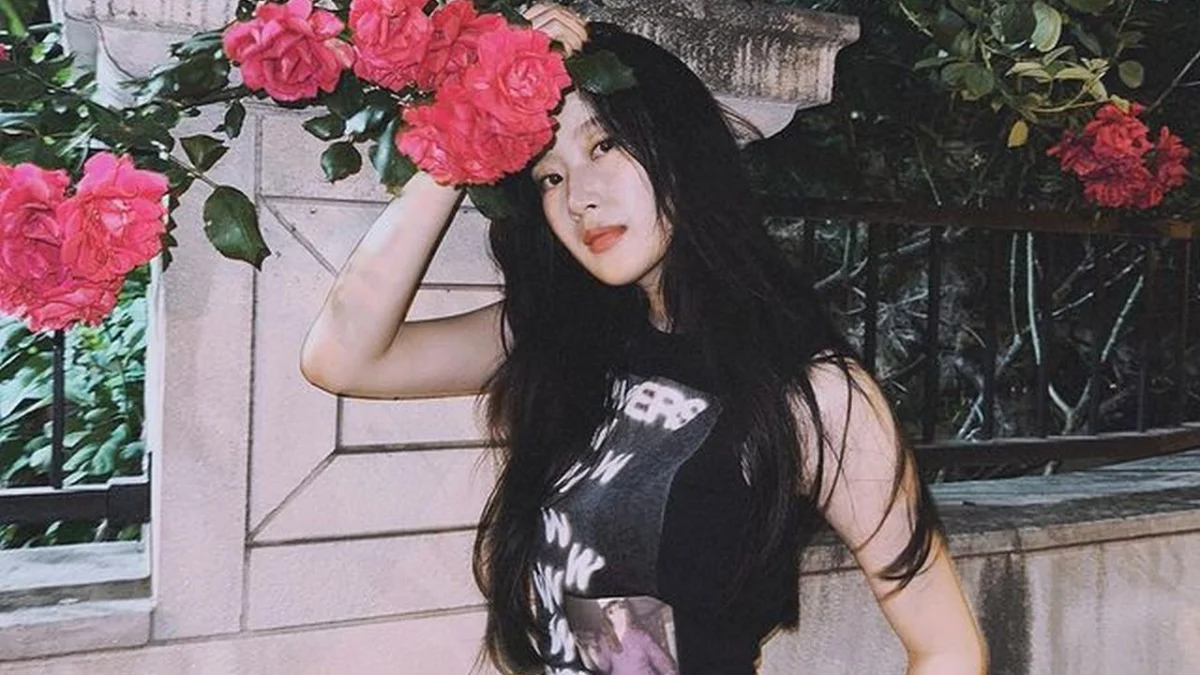Moon Ga Young Cantiknya Kebangetan Dalam Foto Profile Terbarunya