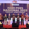 Pupuhu Pangaping Darma, Ridwan Kamil - Uu Ruzhanul Ulum Dapat Penghargaan dari PWI Jabar