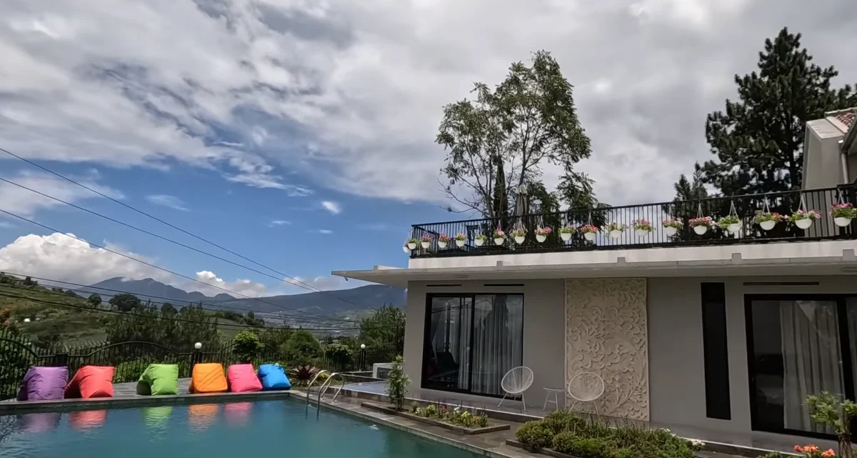 5 Villa di Bandung Selatan dengan Private Pool, Bisa Buat Rombongan