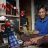 Cerita Toto Hadiyanto, Pembuat Wayang Golek dari Kota Bandung