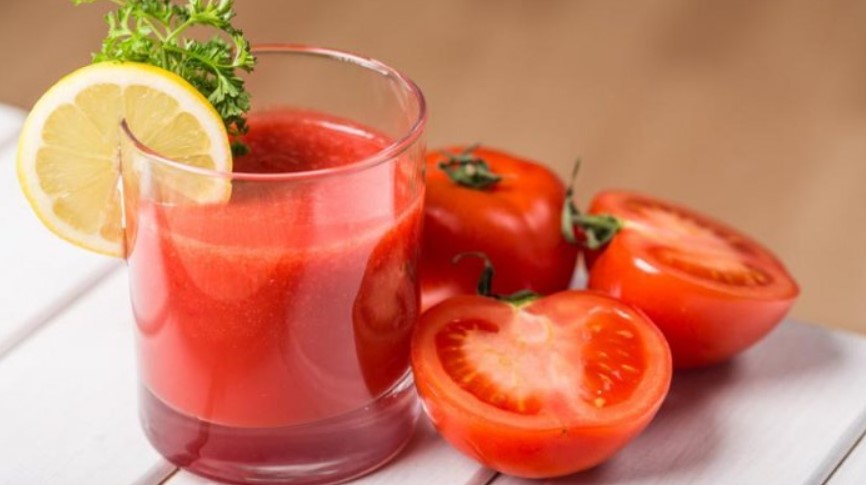 7 Manfaat Jus Tomat Untuk Ibu Hamil