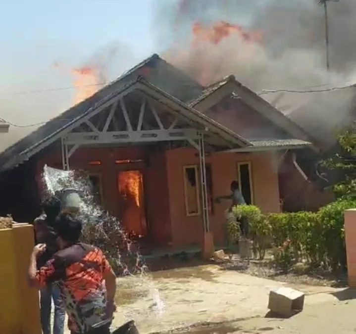 Satu Rumah di Kalijati Terbakar, Kerugian Capai Rp150 juta 