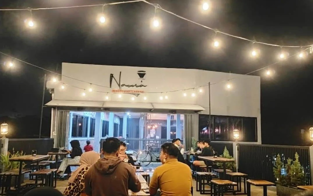 Naura Coffee & Eatery