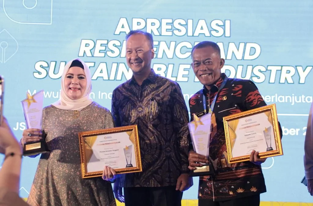 Subang Raih Anugerah Resilience and Sustainable Industry Ditjen KPAII Kemenperin RI
