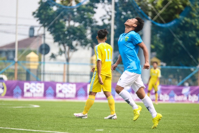 DUA GOL: Pemain Persikas Subang Ridwan Firmansyah mencetak dua gol dalam pertandingan Babak Depalan Besar Liga 3 Seri 2 Jabar. (VERRY KUSWANDI/PASUNDAN EKSPRES)