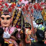 Tradisi Perayaan Cap Go Meh di Indonesia, dari Lampion hingga Barongsai!