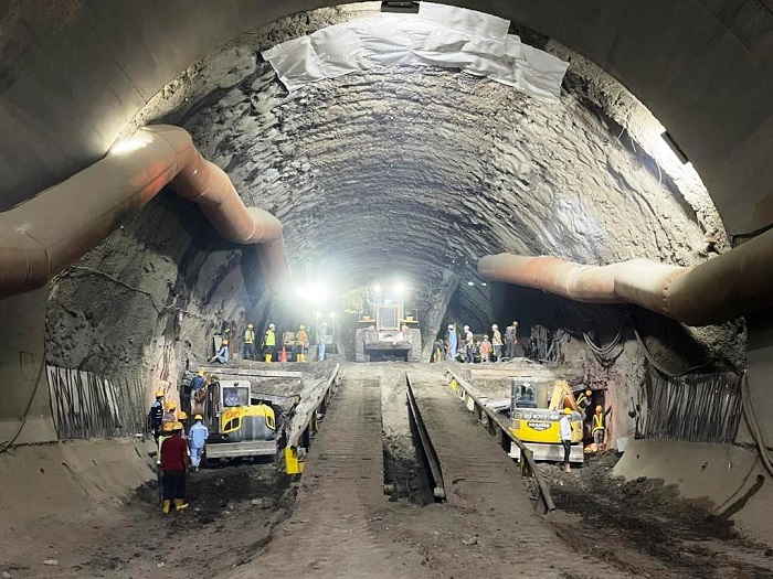 MEGA PROYEK: Tunnel 2 pada proyek Kereta Cepat Jakarta-Bandung (KCJB) berhasil ditembus pada Jumat 17 Juni 2022. IST